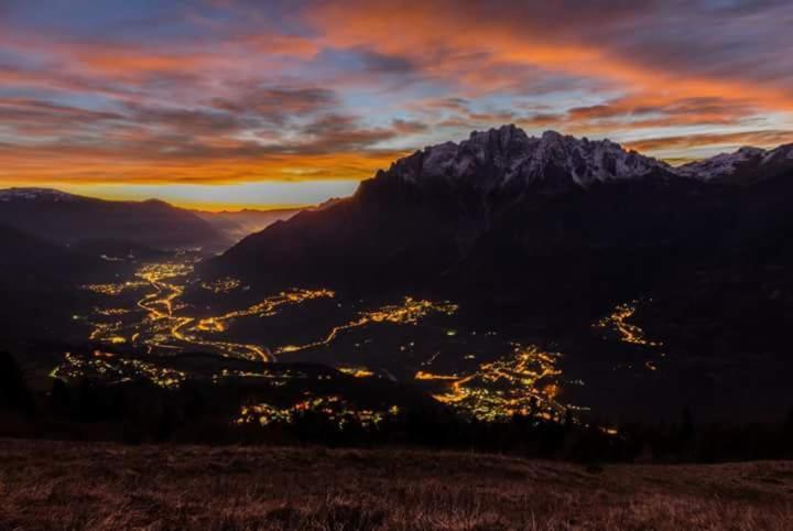Bed and Breakfast Catif Ladru Cerveno Exterior foto