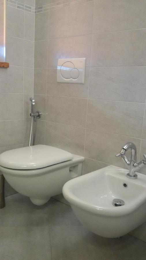 Bed and Breakfast Catif Ladru Cerveno Exterior foto